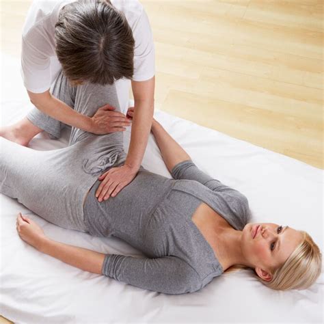 Erotic massage Mezokovesd